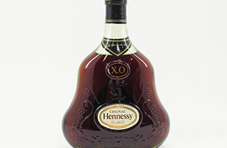 ブランデー Hennessy (ヘネシー) XO 金キャップ グリーンボトル 700ml 未開栓