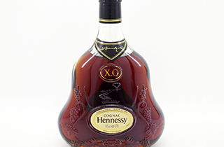 ブランデー Hennessy(ヘネシー) XO 金キャップ クリアボトル 700ml 未開栓