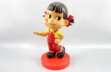 ノベルティグッズ 不二家 ウォッチング ペコちゃん 懸賞当選品 フィギュアのみ